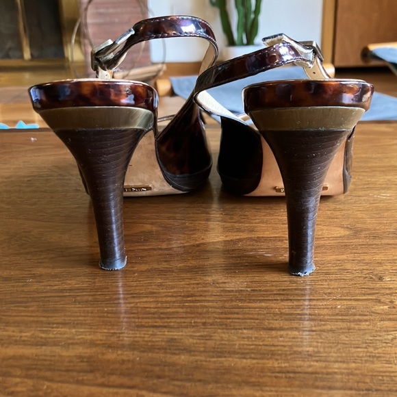 Cole Haan Nike Air patent leather tortoise print heels. - Picture 7 of 16